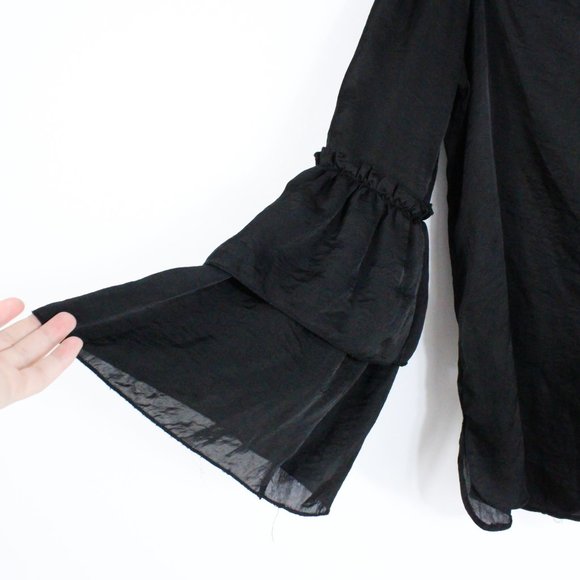 *Street Wear Society Black Off The Shoulder Blouse - Picture 6 of 6